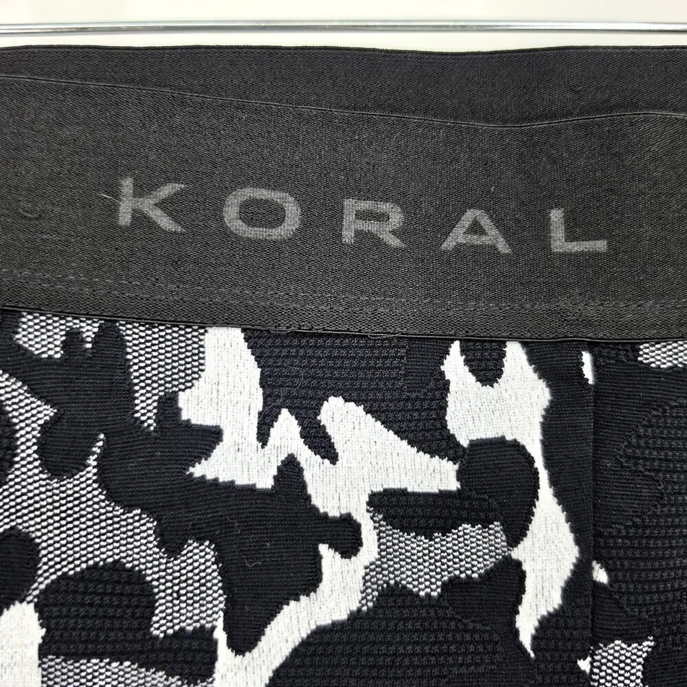 Koral By Ilana Kugel Black & Camo Mid Rise Knockout Crop Workout Leggings Size M